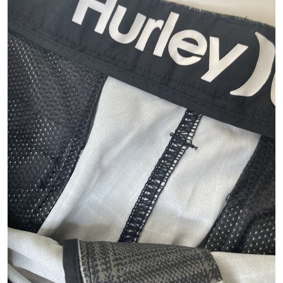 Hurley Phantom Men's Shorts Size 34 Gray Plaid Inseam 10.5” - Picture 7 of 8